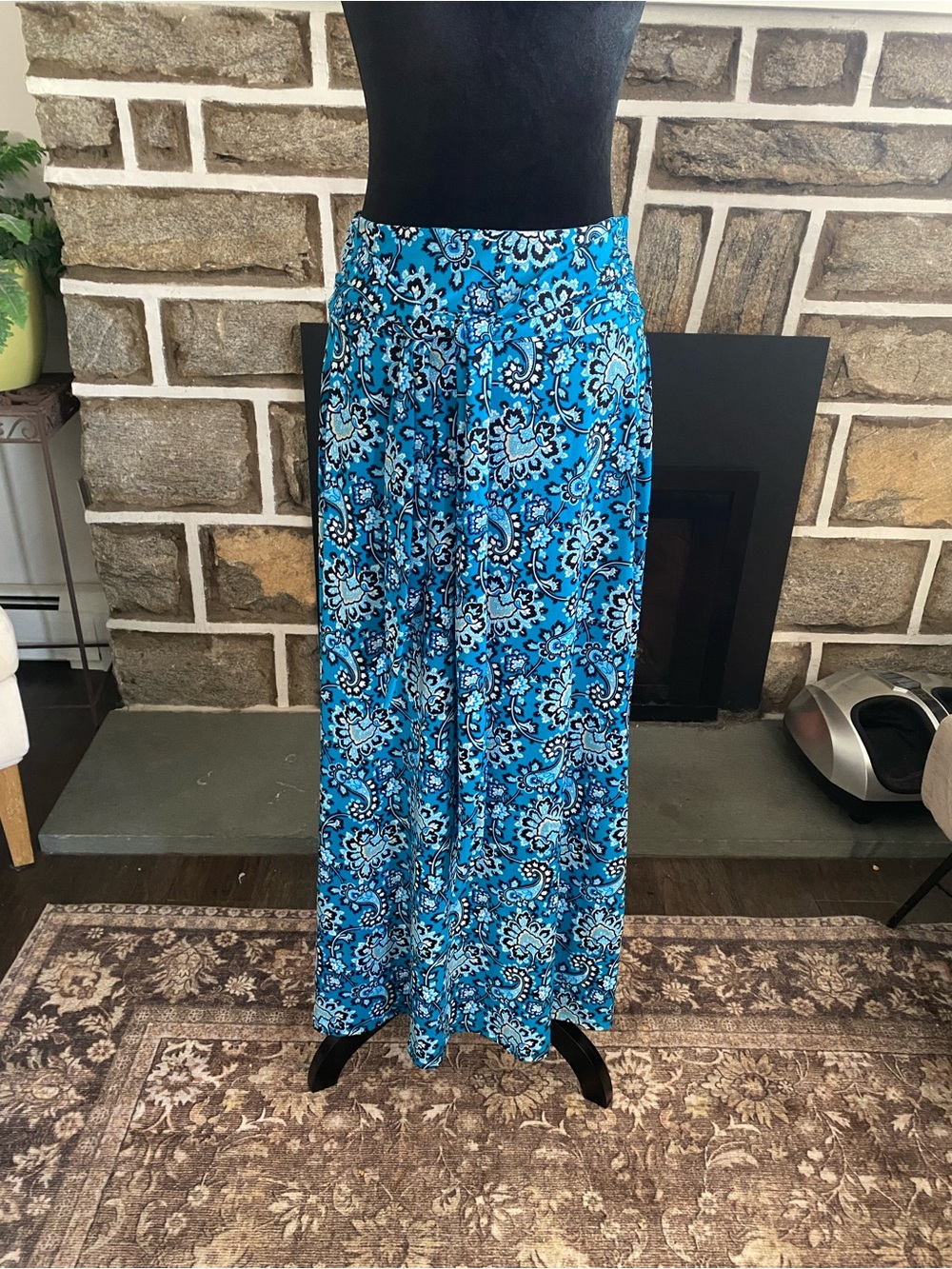 NY Collection maxi skirt- size Petite Medium. (PM)